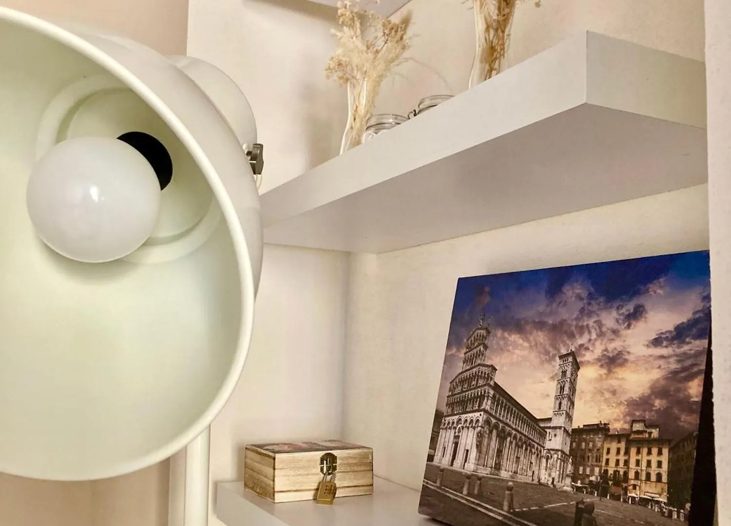 Golden Lily Lucca- Centro Storico 아파트  루카
